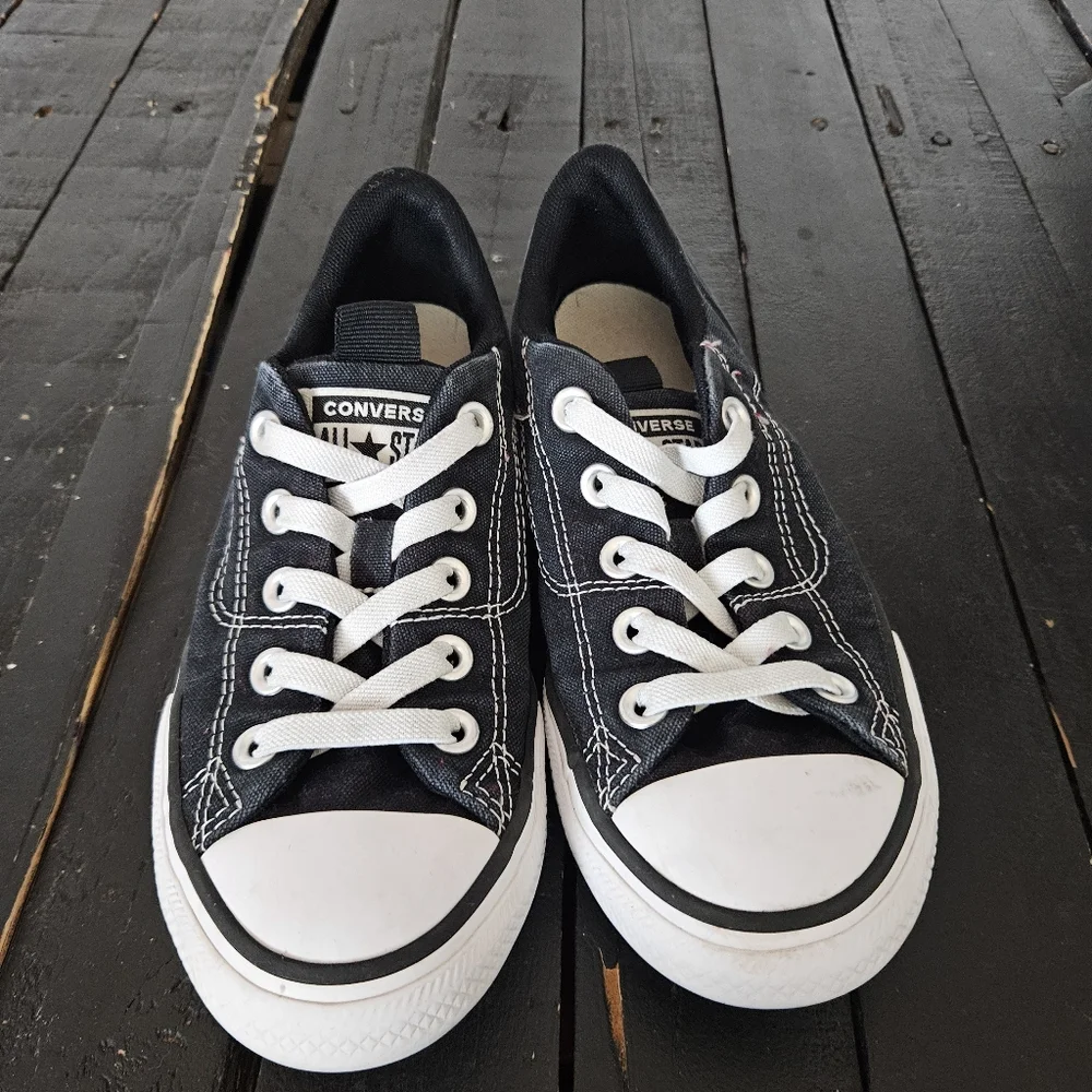 Converse Kids 2 Black White Low-Top Canvas Sneakers Pull Slip On Bump Toe Casual